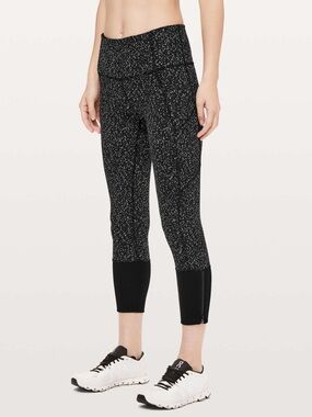 Lululemon Rebel Runner | Size 4 | **FULL LENGTH